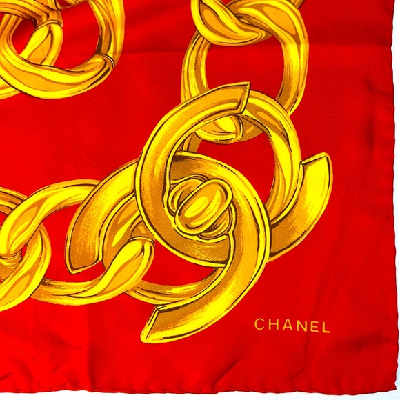 CHANEL Silk Scarf Chain Turnlock Red & Gold, CHANEL scarf box - Picture 5 of 7